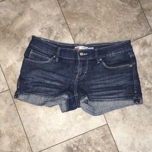LEVIS SHORTY SHORT DENIM JEAN SHORTS EUC SIZE 9